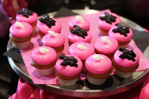 cupcake love in 8