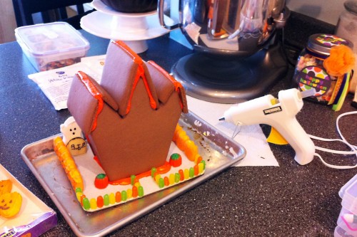 hot glue gingerbread house