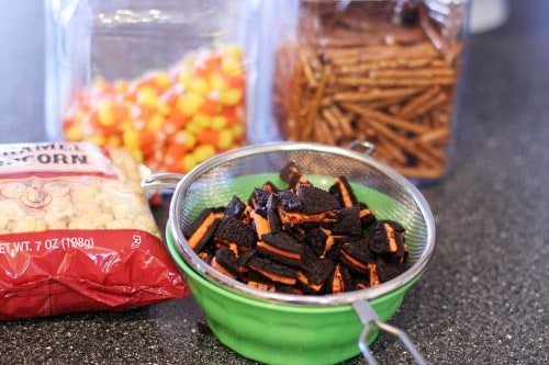 what do you need to make candy corn bark