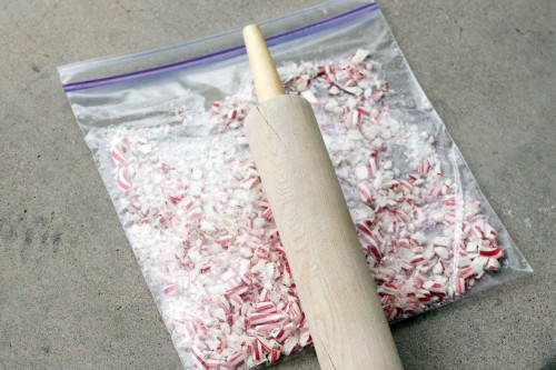 how to crush candy canes 1
