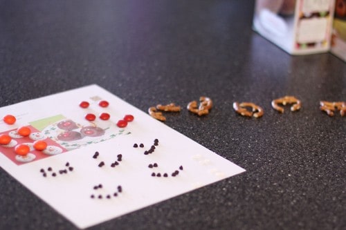making christmas donuts