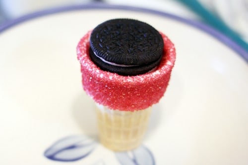 oreo in cupcake cone