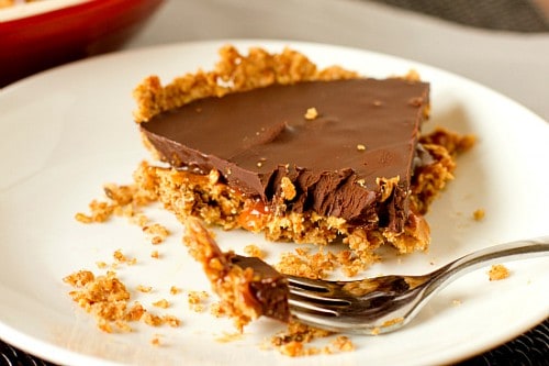 candy-bar-pie-4-550