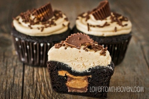 PEANUT BUTTER CUP STUFFED BROWNIE CUPCAKES WITH PEANUT BUTTER BUTTERCREAM FROSTING