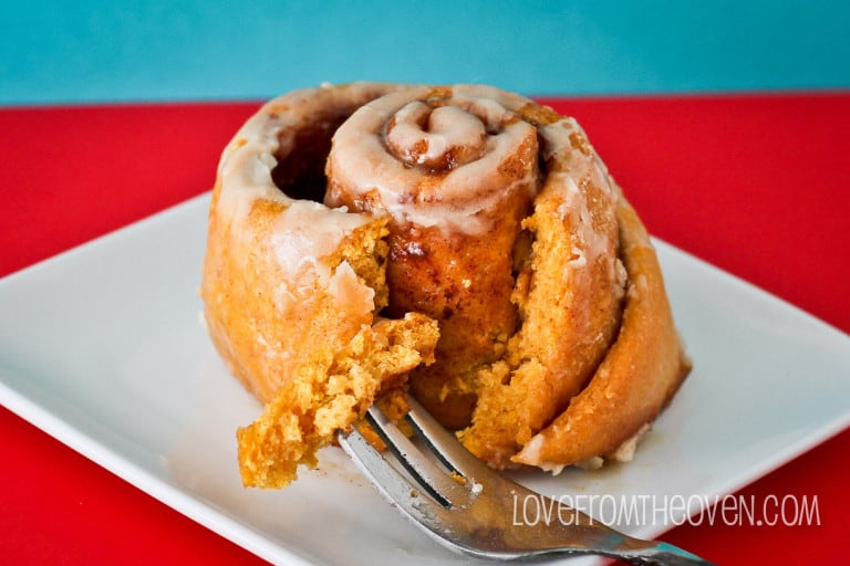 Pumpkin Whole Wheat Cinnamon Rolls With Vanilla Maple Glaze
