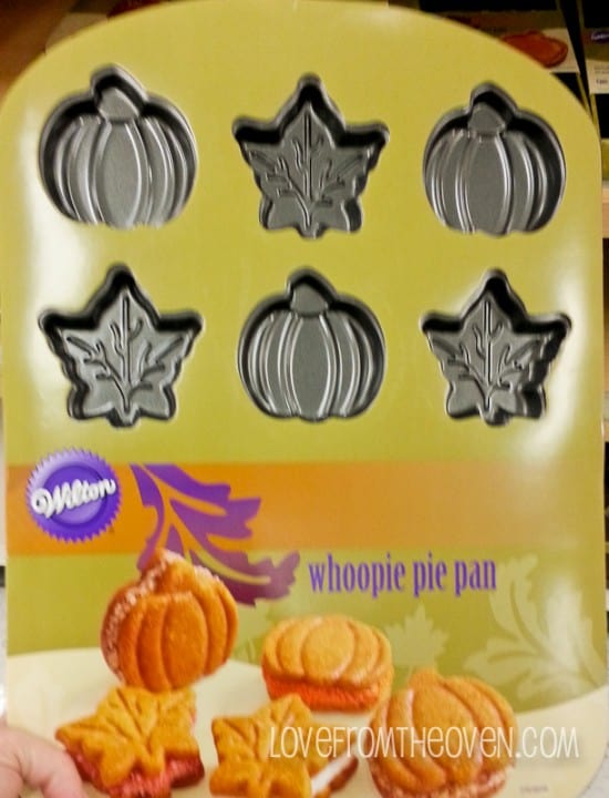 Wilton Fall Whoopie Pie Pan
