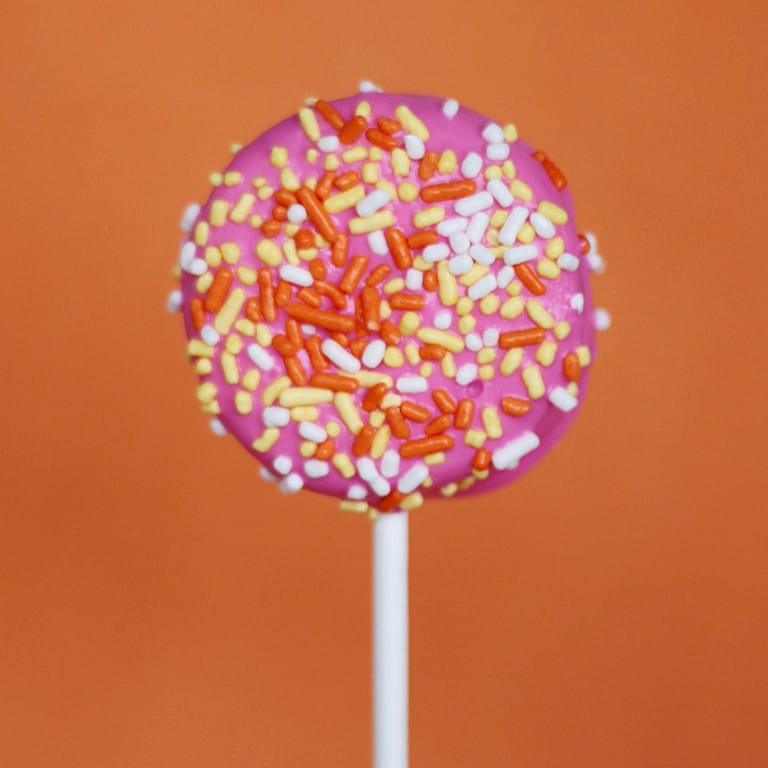 Chocolate Covered Oreos... With Hello Kitty • Love From The Oven