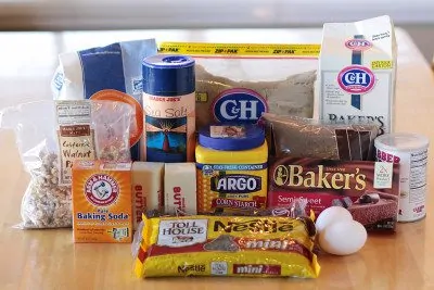 ingredients to make levain bakery cookie recipe