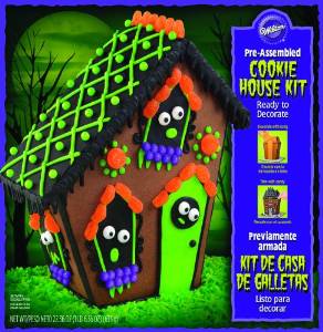 Halloween Gingerbread House Kit