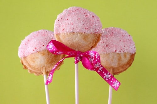 peppermint pie pops using pie pop maker