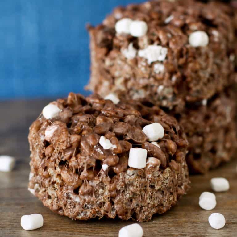 A close up of chocolate rice krispies treats