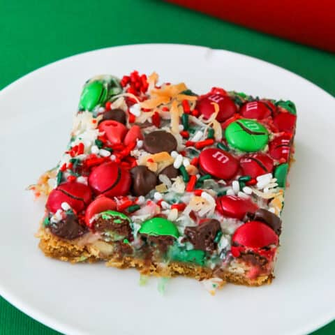 Christmas magic cookie bars