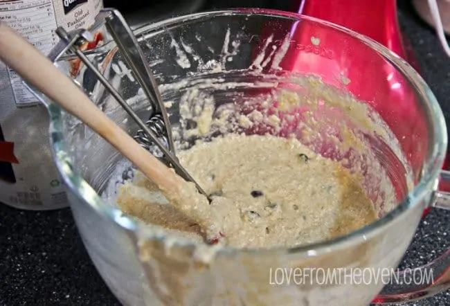 Oatmeal Banana Muffins by Love From The Oven