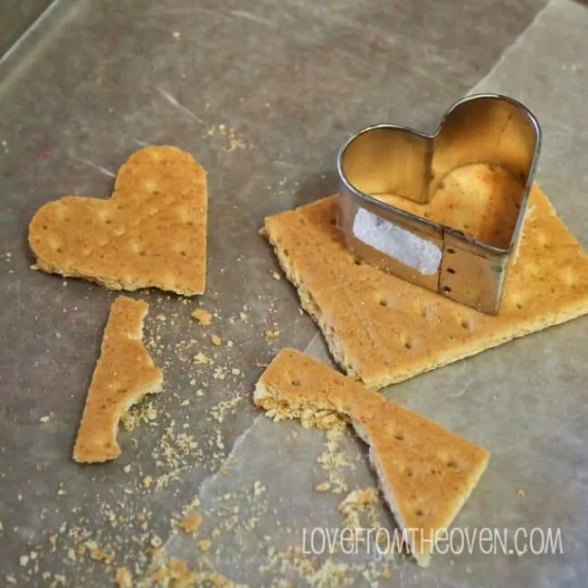 Cutting Graham Crackers With Cookie Cutters at Love From The Oven