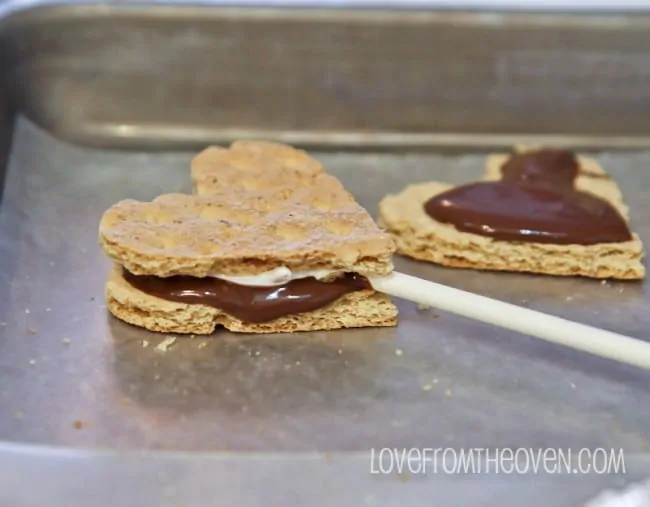 S'mores Pops by Love From The Oven