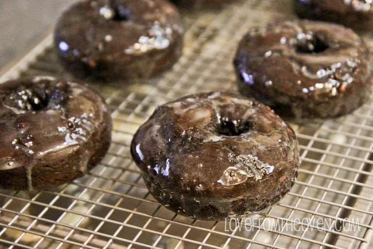 Delicious Donuts Made With Whole Wheat And Greek Yogurt • Love From The Oven