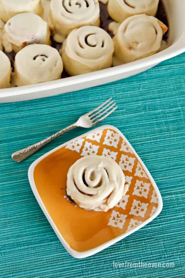 Easy Cinnamon Roll Recipe • Love From The Oven