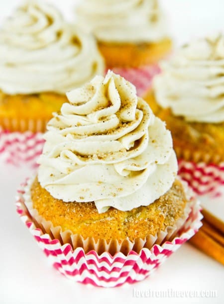 Cinnamon and vanilla bean cupcakes