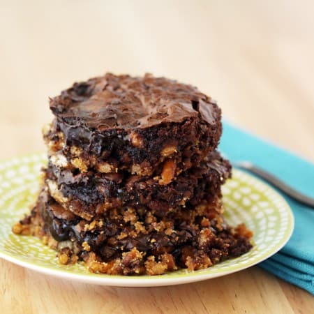 Caramel Chocolate Brownies With Pretzel Crust