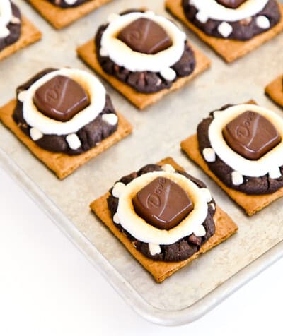 S'mores Cookies at lovefromtheoven.com