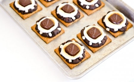 S'mores Cookies at lovefromtheoven.com