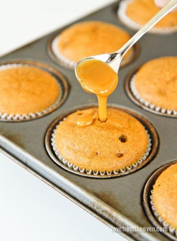 Pumpkin Caramel Cupcakes