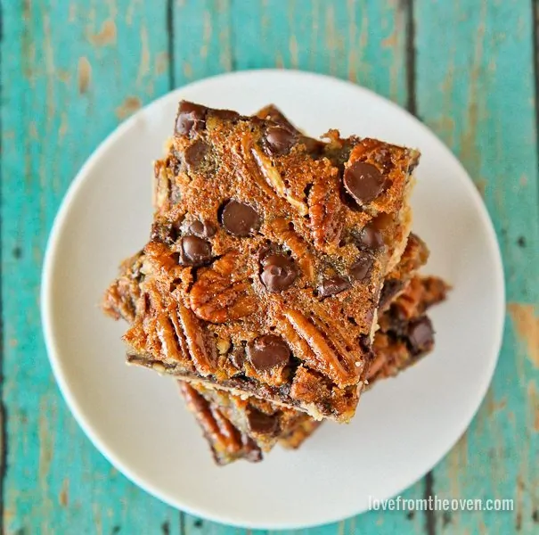 Pecan Pie Bars With Chocolate Chips