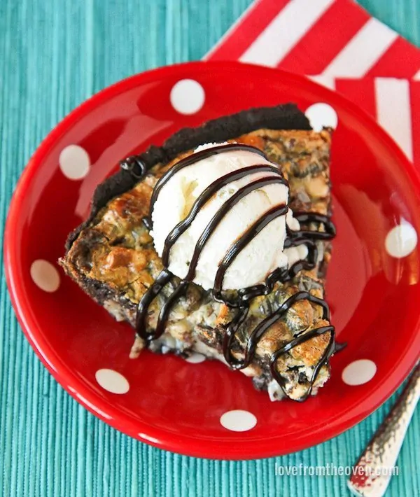 Cookies 'n' Cream Pie from Dessert Mash-Ups