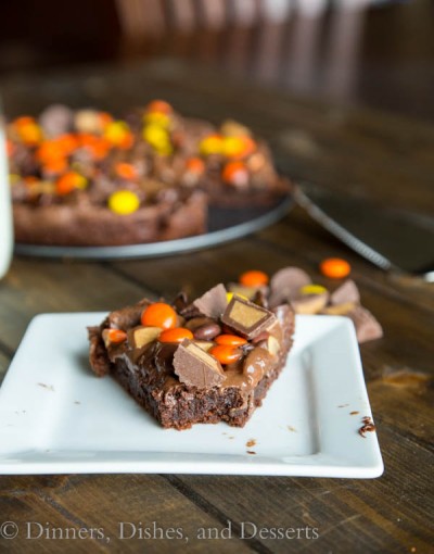 Peanut Butter Brownie Pizza