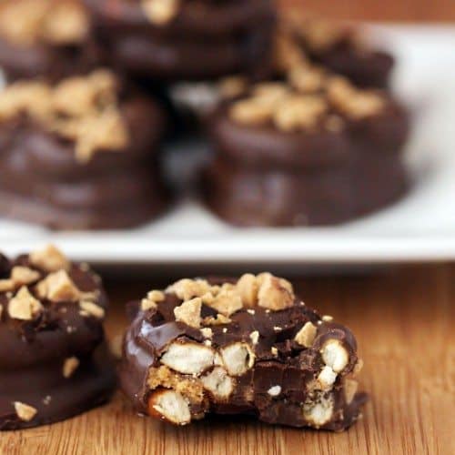 Peanut Butter Cup Pretzel Bites