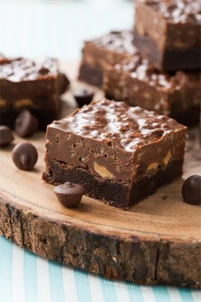 Rice Krispies And Peanut Butter Cup Brownies