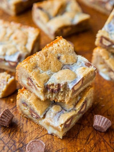 Peanut Butter Cup Cookie Dough Crumble Bars