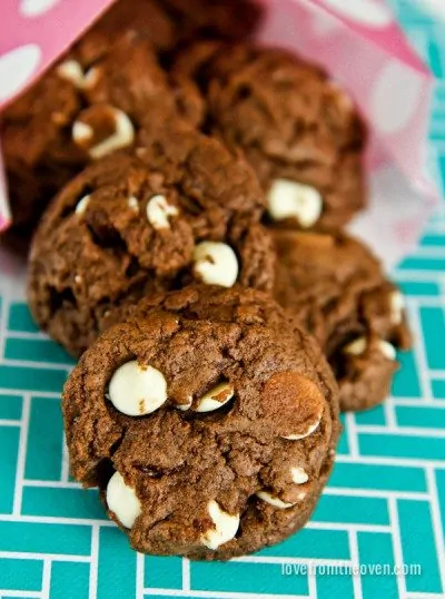 Chocolate Overlaod Cookies