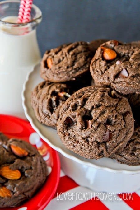 Chocolate Almond Cookies 