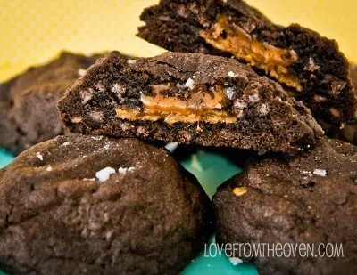 Chocolate Cookies Filled With Salted Caramel