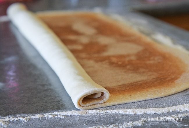 How To Make Cinnamon Rolls