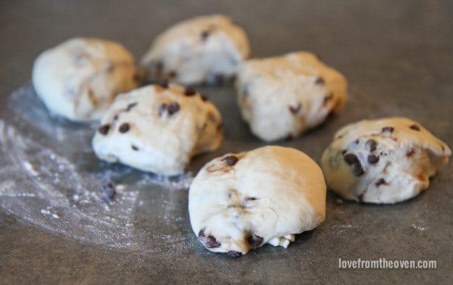 Chocolate Chip Dessert Pizza