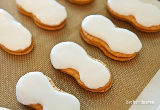 Easy Snoopy Cookies