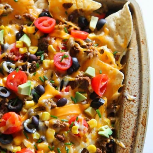 Teasing lava abstrakt The Best Easy Nachos Recipe - Love From The Oven