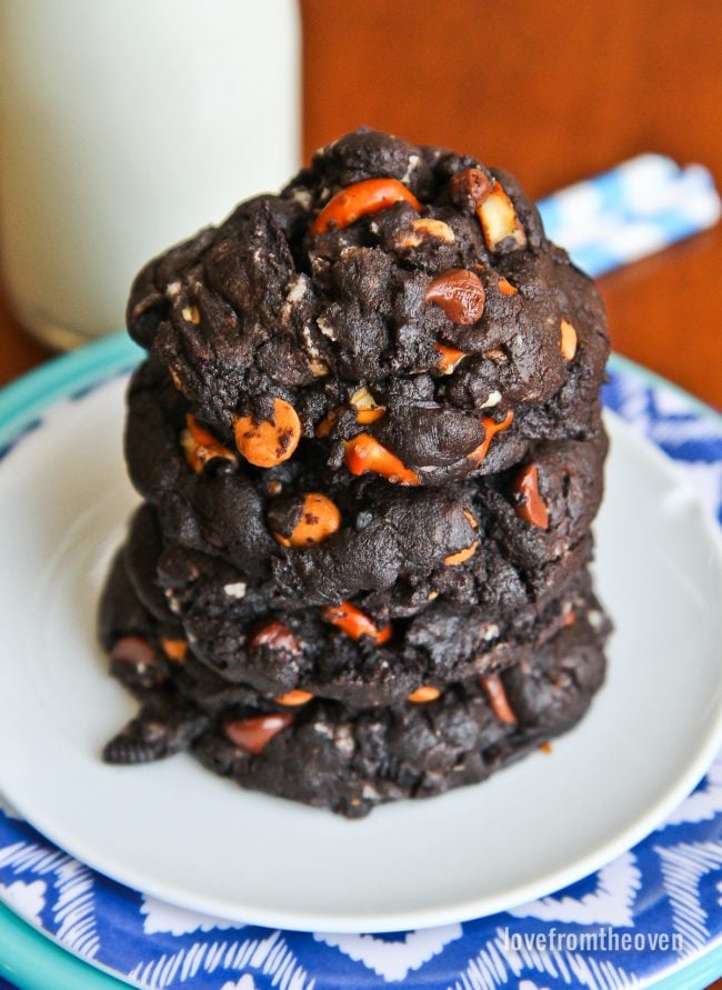 Overwhelming Chocolate Cookies