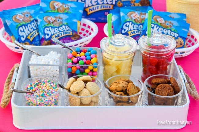 DIY Ice Cream Sundae Bar