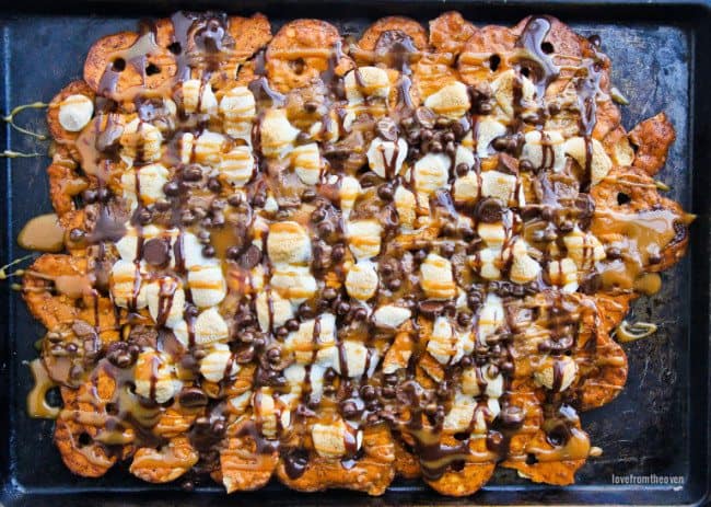 Dessert nachos