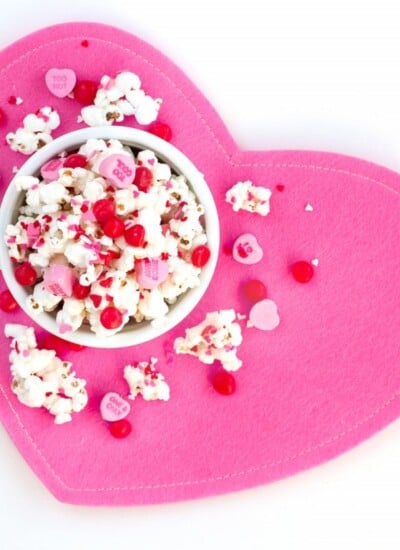Cinnamon Sweetheart Valentine Popcorn