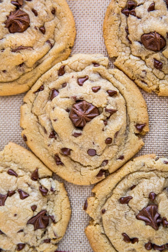 Chewy Chocolate Chip Cookies