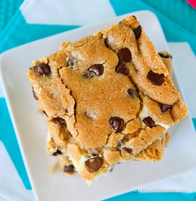 Chocolate Chip Cookie Cheesecake Bars