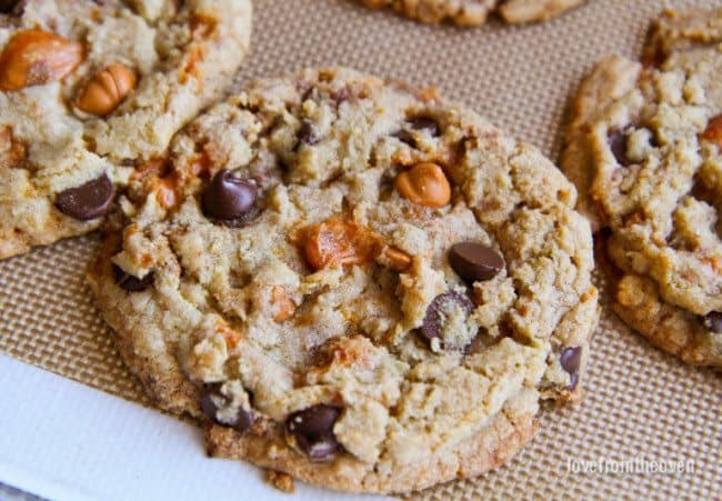 Butterfinger Cookies With Butterscotch Chips
