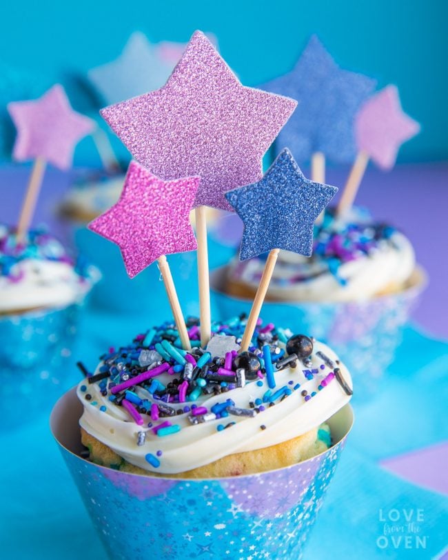 Pretty galaxy cupcakes