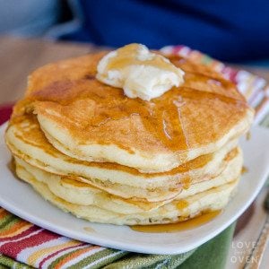 Fluffy Pancakes Recipe That's Easy and Delicious