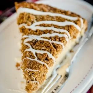Eggnog Crumb Cake Recipe #eggnog #crumbcake #eggnogcake