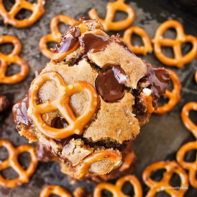 Caramel Pretzel Blondies